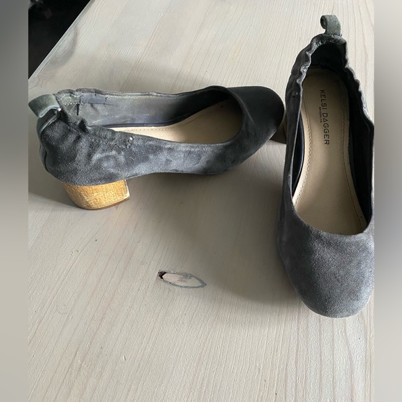 Kelsi Dagger grey block heels in sz 6 - Picture 2 of 6